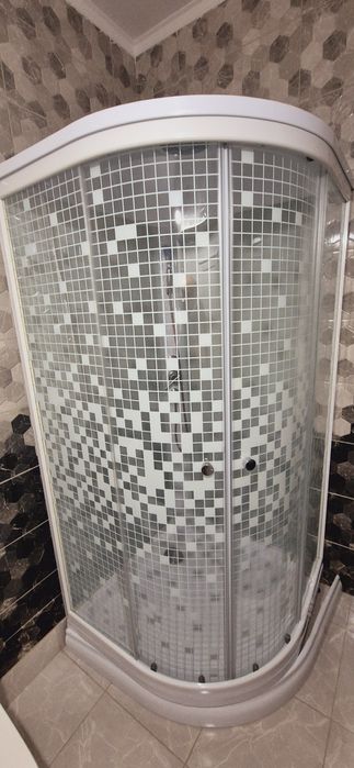 Продам душевую кабину