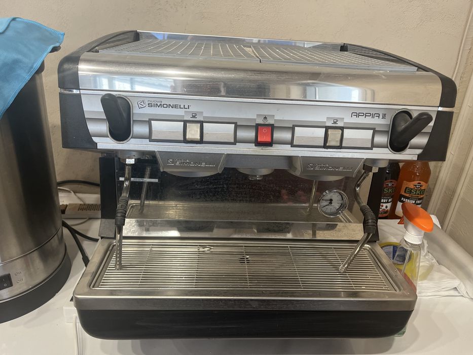 Кофемашинка с кофемолкой