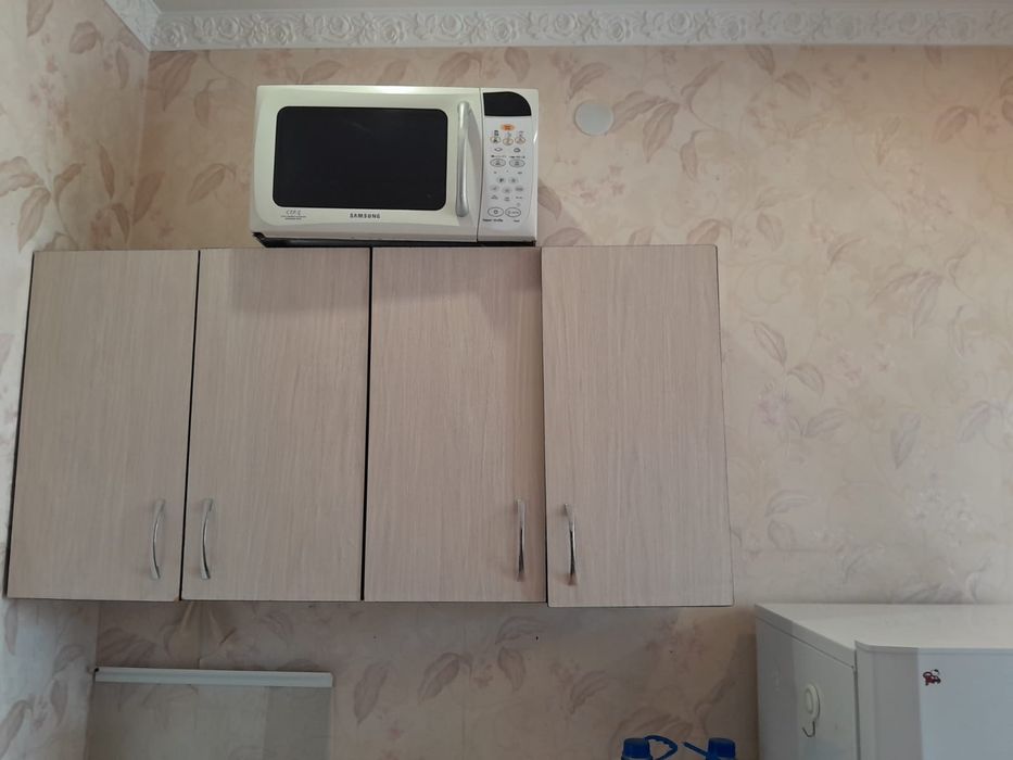 Сдам комнату в общежитии, строго семейным.