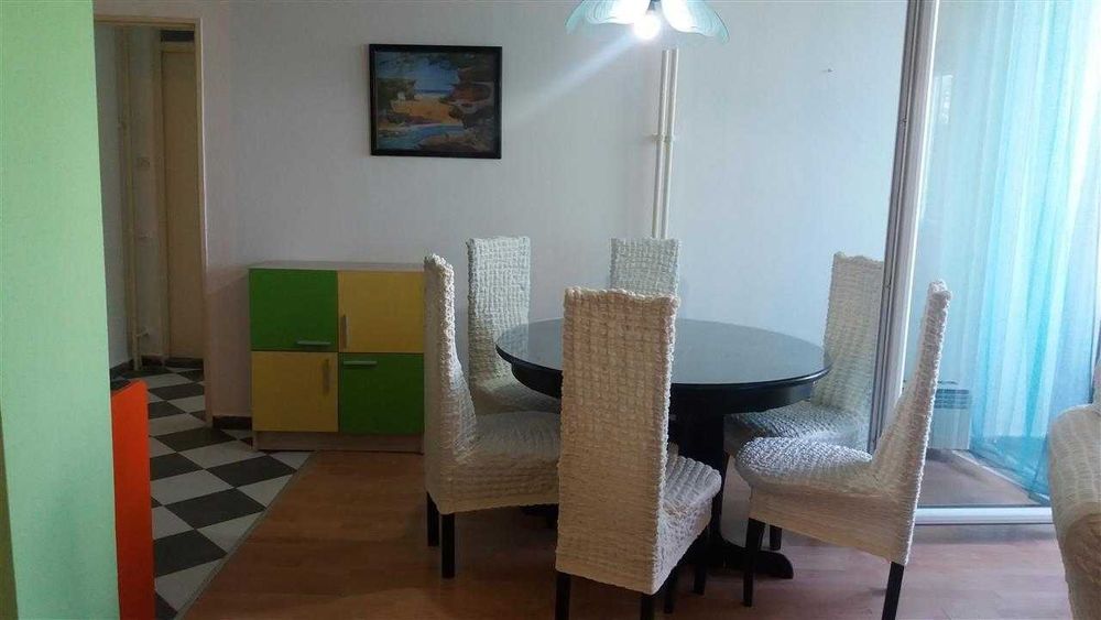 Дава се под наем Тристаен апартамент в Пловдив, Център - 77 кв.м за 249.9 € - Снимка #1