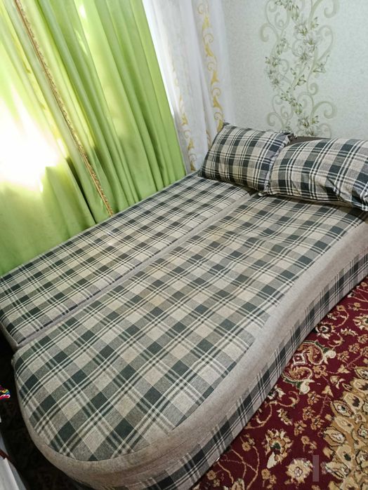Divan-krovat komodli
