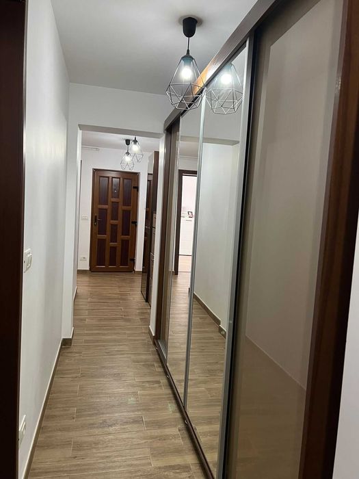 Apartament 3 camere decomandat - Turceni