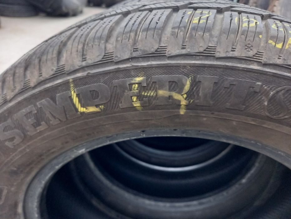 Anvelope de iarna 205-60r16 Semperit
