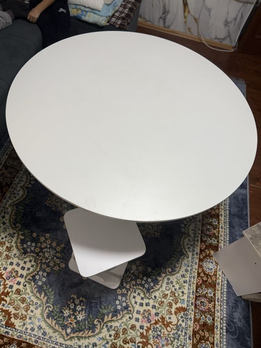 Продам кухонный стол