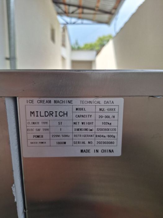 Frezer marojni aparat 220 wolt