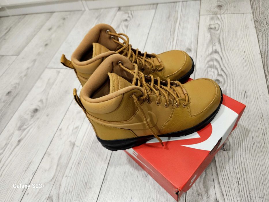 Кожени боти Nike-38