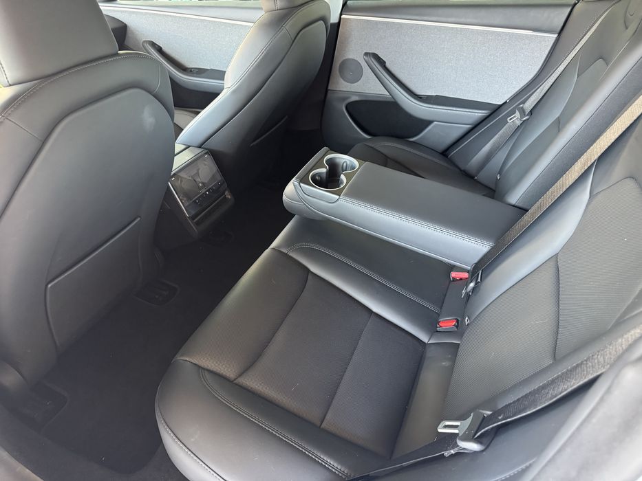 Tesla Model 3 Premium RWD SR