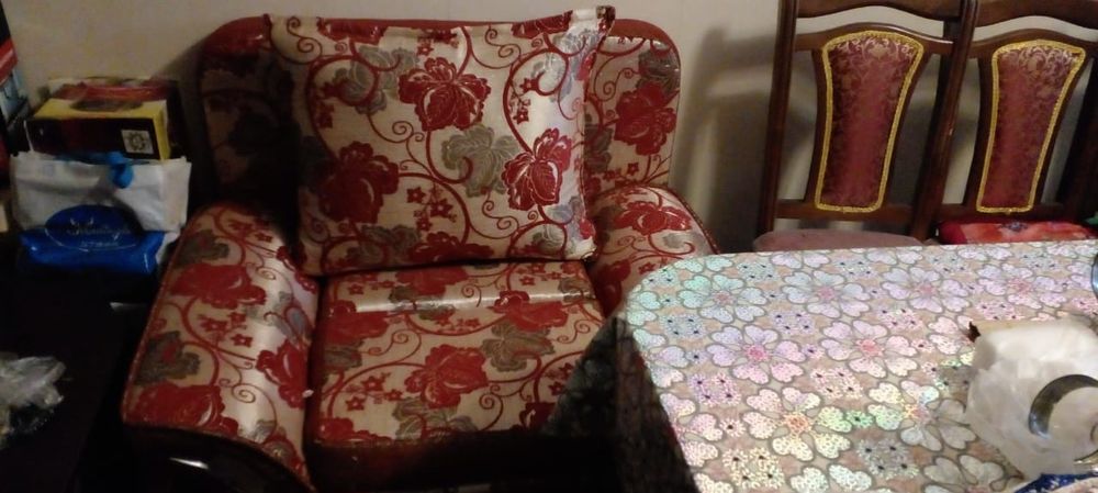 Диван с креслами