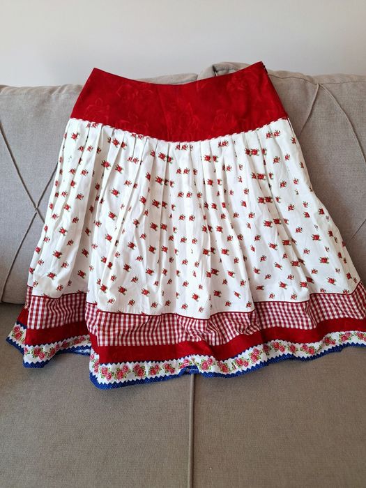 Fusta costum nemțesc