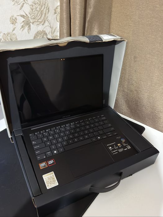 Asus Zenbook 14 Touch