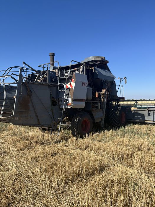 Продам комбайн Вектор