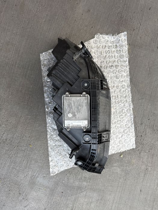 Фар за Тесла модел Х 16-21г