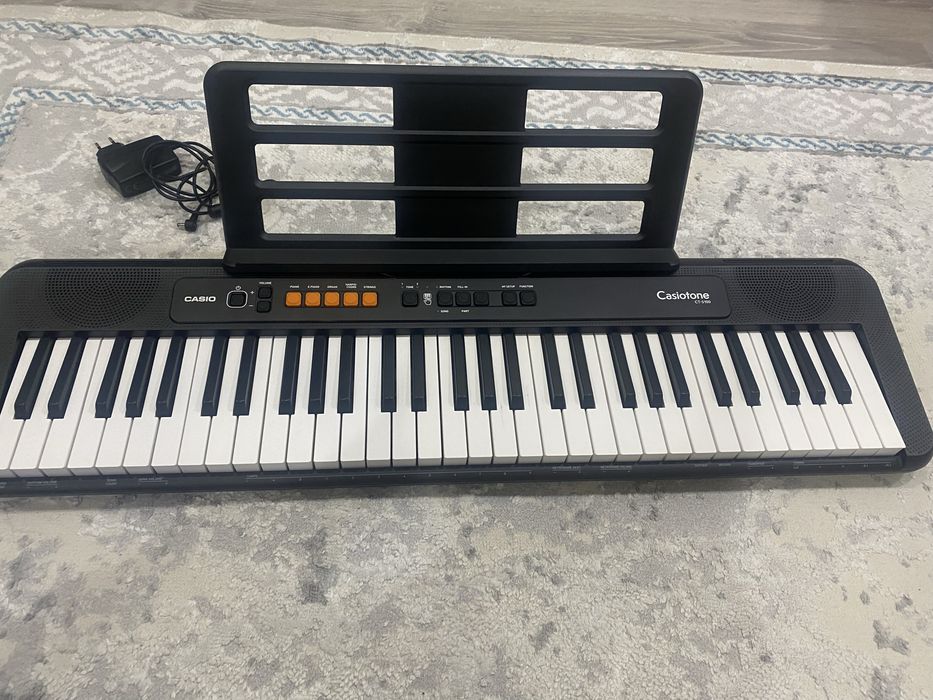 Синтезатор Casio CT-S100