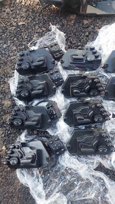 Кнопки управления сидении