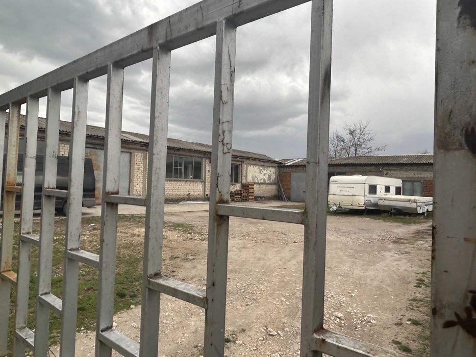 Продава се Промишлена сграда в Раковски - 423 кв.м за 590 €/кв.м - Снимка #3