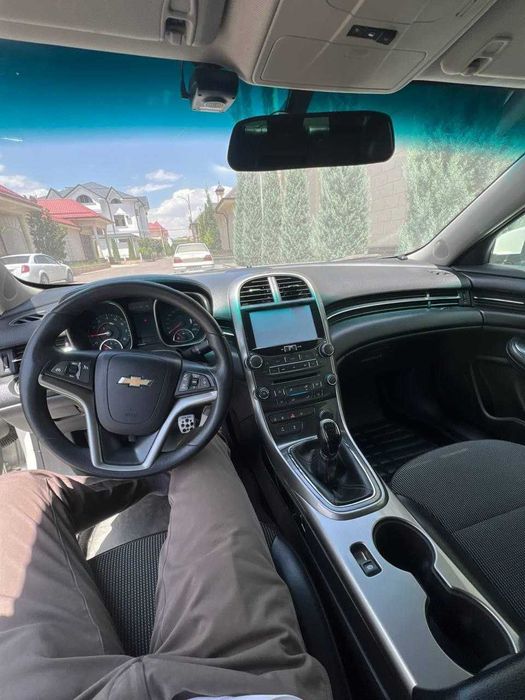 Chevrolet Malibu 1 2013 c люком