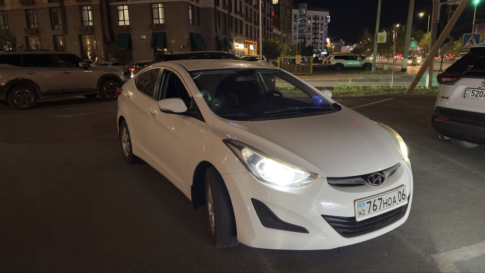 Hyundai Elantra
