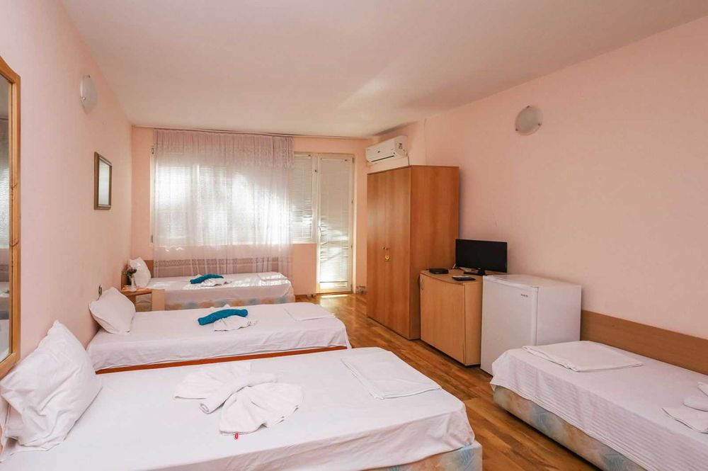 Продава се Къща в Средец - 528 кв.м за 919 €/кв.м - Снимка #9