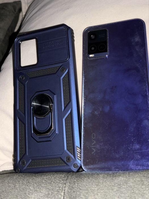 Продам телефон Vivo y21