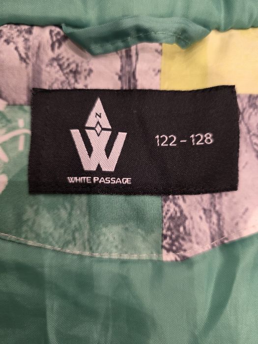 Geaca impermeabilă,  mărimea 122'128 cm