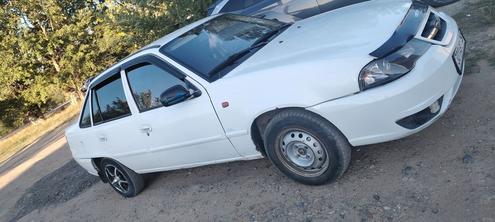 Машина нексия продам