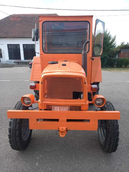 Tractor Fiat 615 + Remorcă