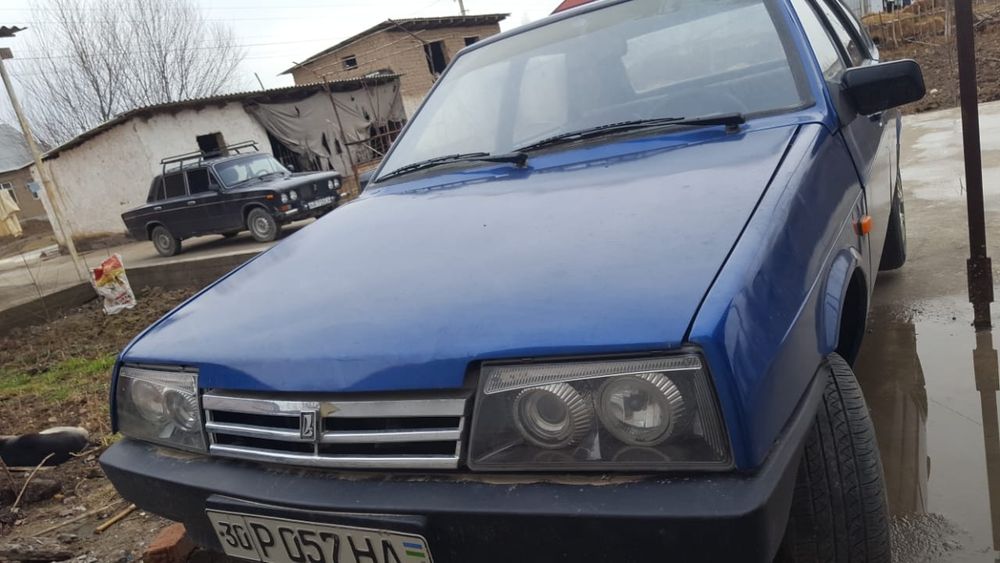 Lada 2109 sotiladi