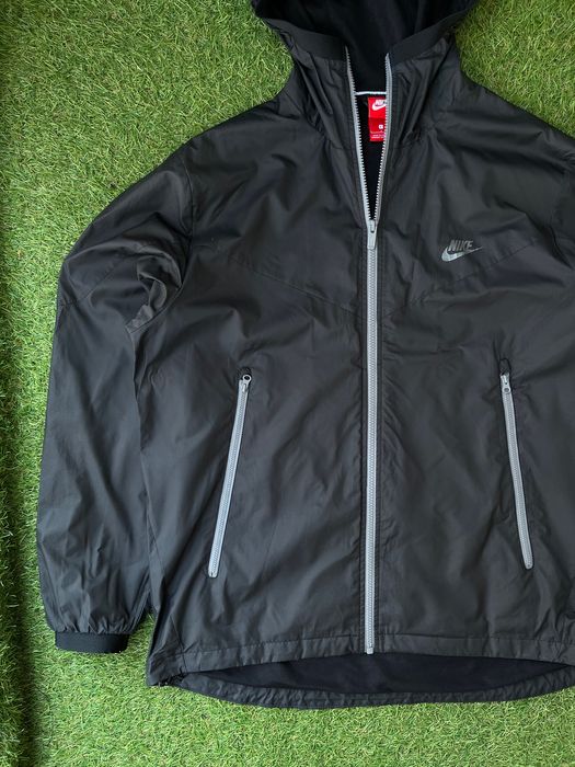 Мъжко яке / ветровка : Nike NSW Windrunner Packable L