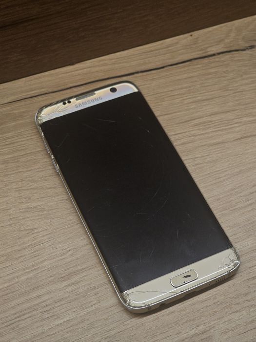Samsung - S7 edge