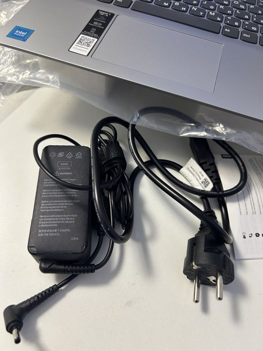 Продаю Ноутбук Lenovo