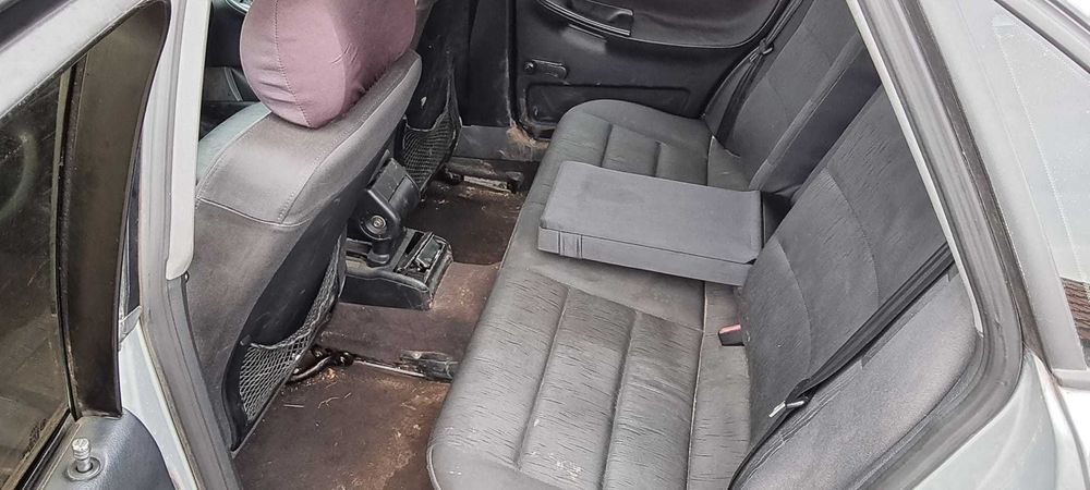 Ауди  А4  1.9 тди