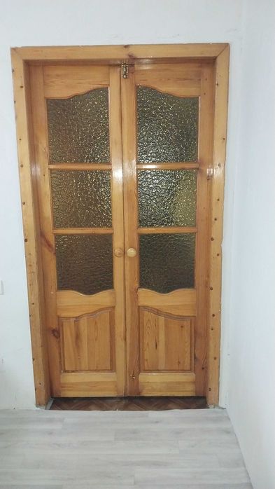 Продам межкомнатные двери