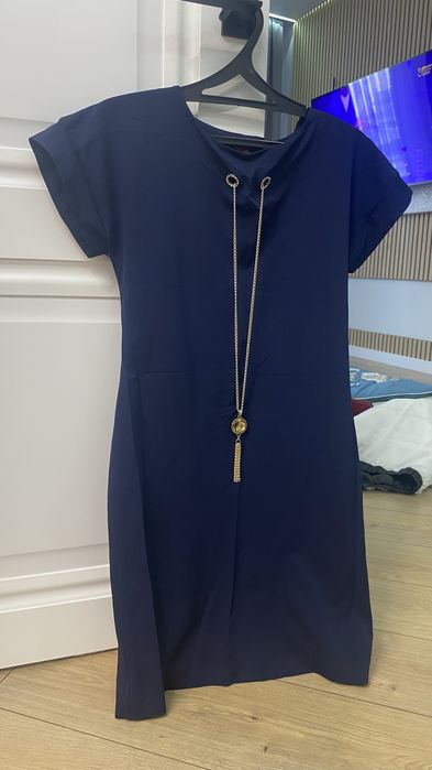 Женские одежды бесплатно отдам