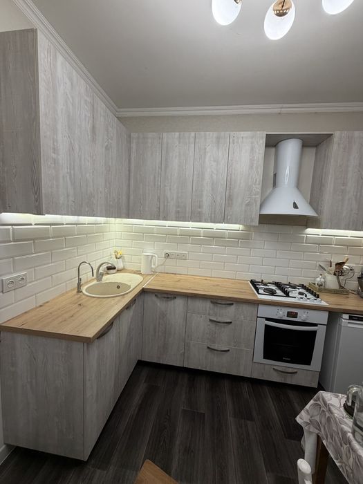 Кухонный гарнитур с техникой