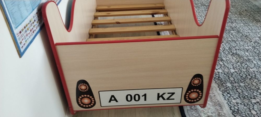 Продам кровать "Маквин" СРОЧНО!