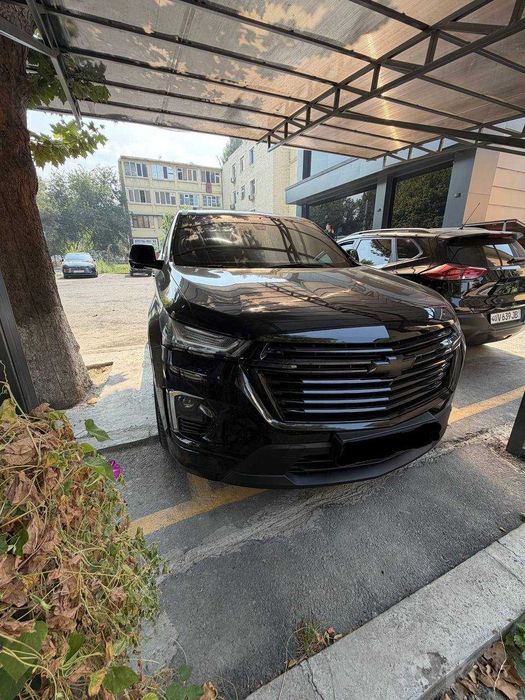 Chevrolet Traverse Premier-2 3.6L