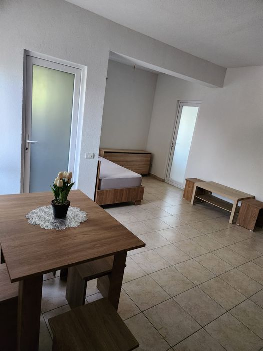 Închiriez casa pentru diverse activități! Grădiniță/ Cămin bătrâni/etc