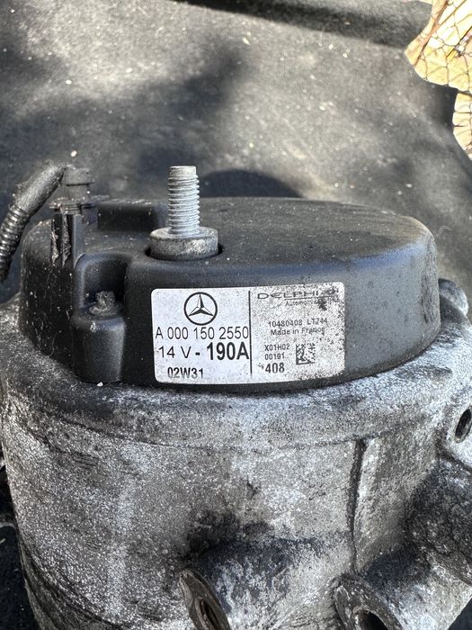 Динамо/Алтернатор Mercedes W203 2.7CDI 2004Година