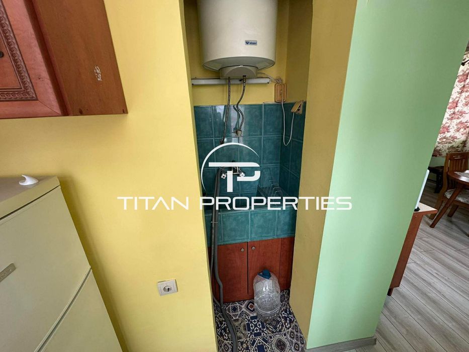 Дава се под наем Двустаен апартамент в Варна, Колхозен пазар - 50 кв.м за 348.84 € - Снимка #4