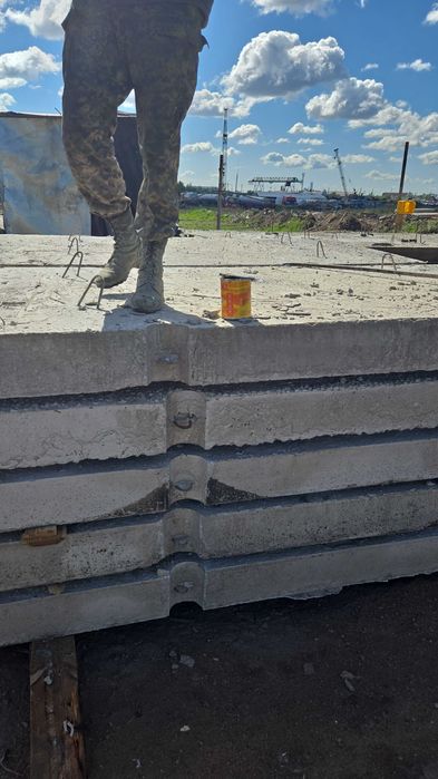 Продаю накрывочные плиты