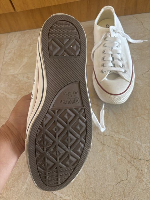 Бели кецове Converse