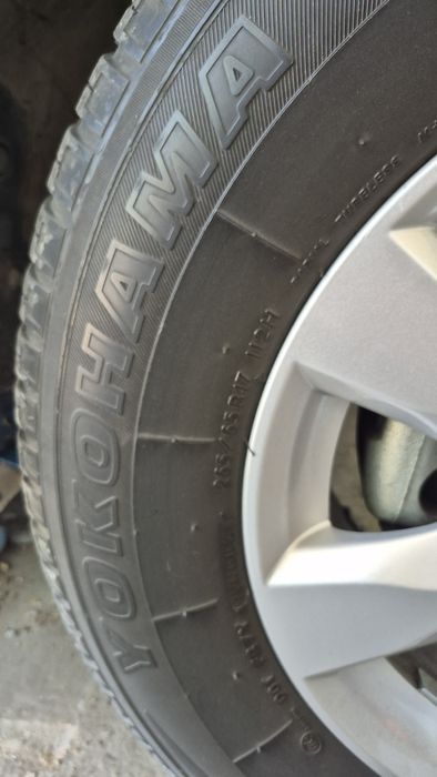 Шины yokohama  265 65 r17