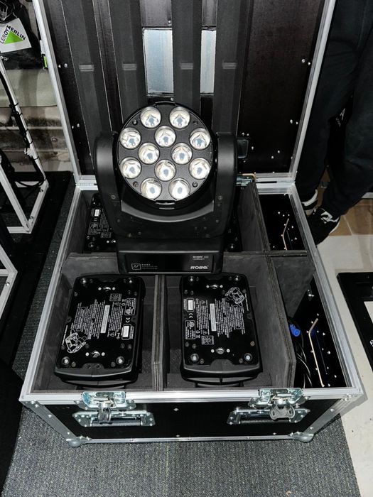 Wash-uri de top impecabile ROBE Robin (lumini, parled, mouvinghead)