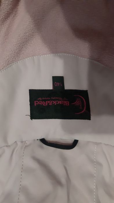 Зимний пуховик на девочек, размер 140