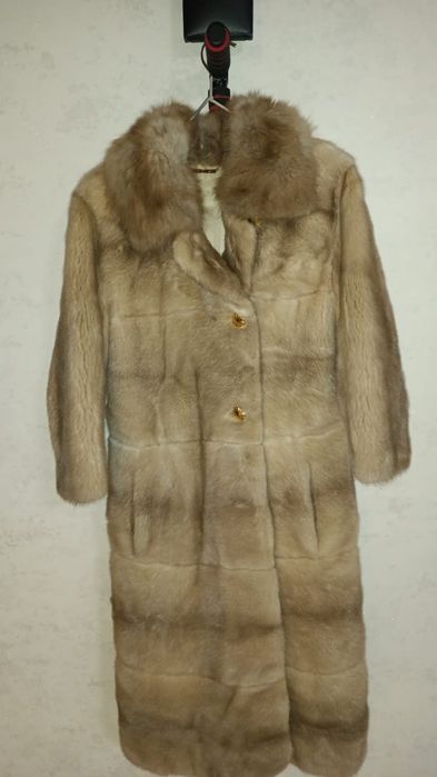 Продам норковую шубу