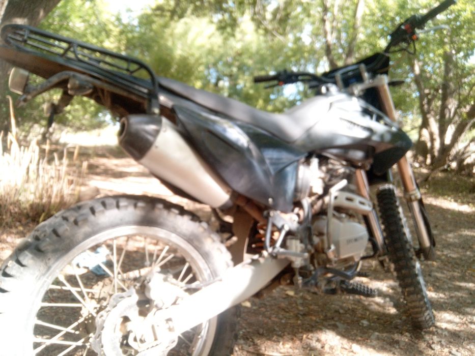 Эндуро 250 кубов