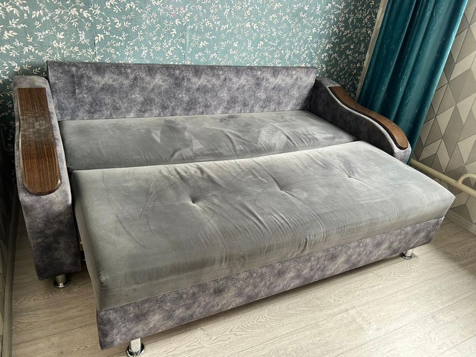 Продам диван раскладной
