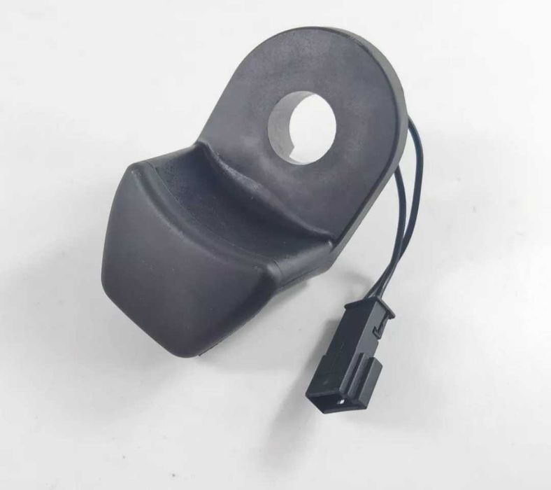 Бутон за отваряне на задното стъкло за БМВ е61 е91 BMW капак багажник