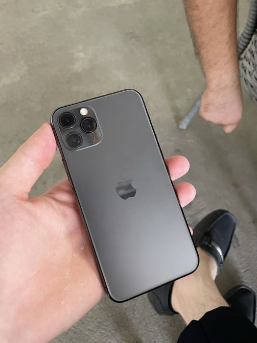 iPhone 11 pro 160$ kami bor srocniga