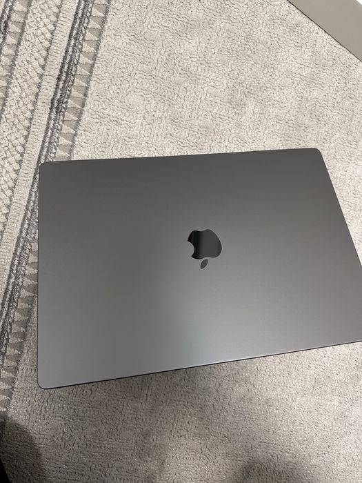 MacBook Pro 16 M1 Pro